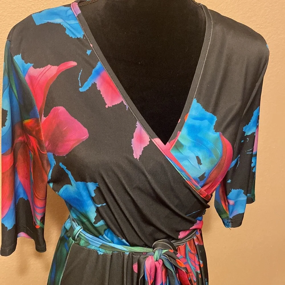 Long Floral V Neck Dress - Picture 4 of 7